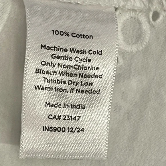 Sz S women’s Talbots White Eyelet Lace Women's Top - Picture 9 of 10